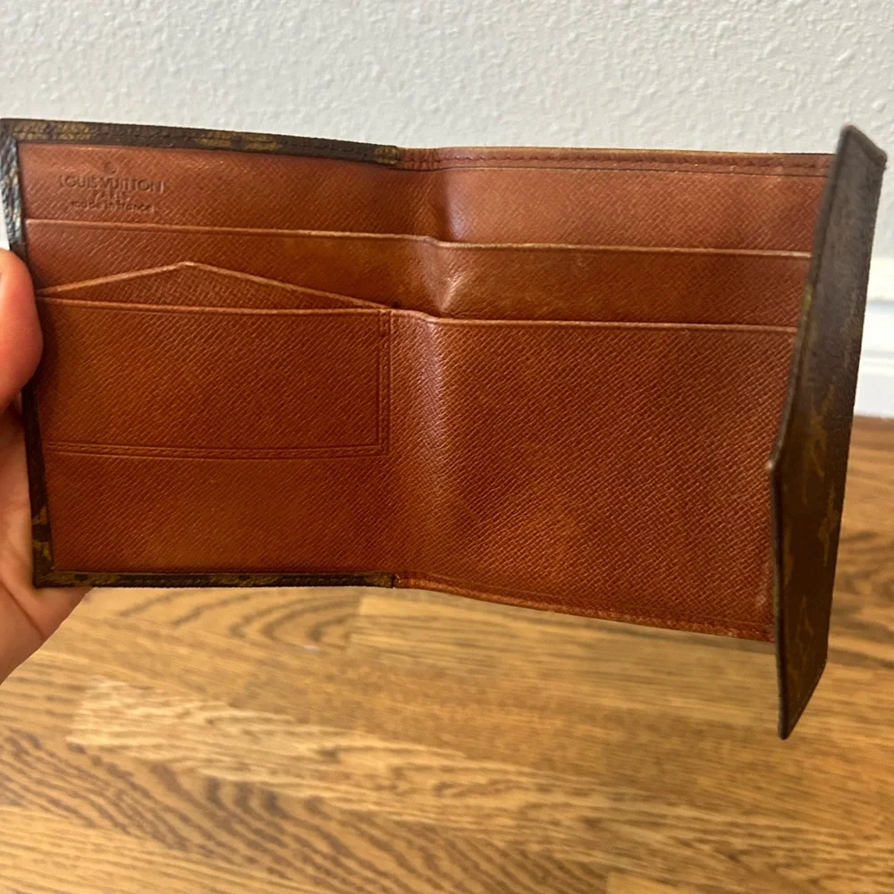 Louis Vuitton Compact Monogram Wallet Brown snap Vintage